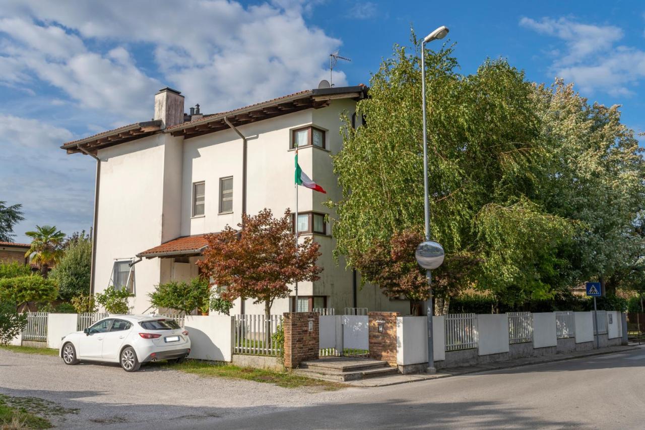 Апартаменты Casa Di Dino Udine Terenzano Terenzano  Экстерьер фото